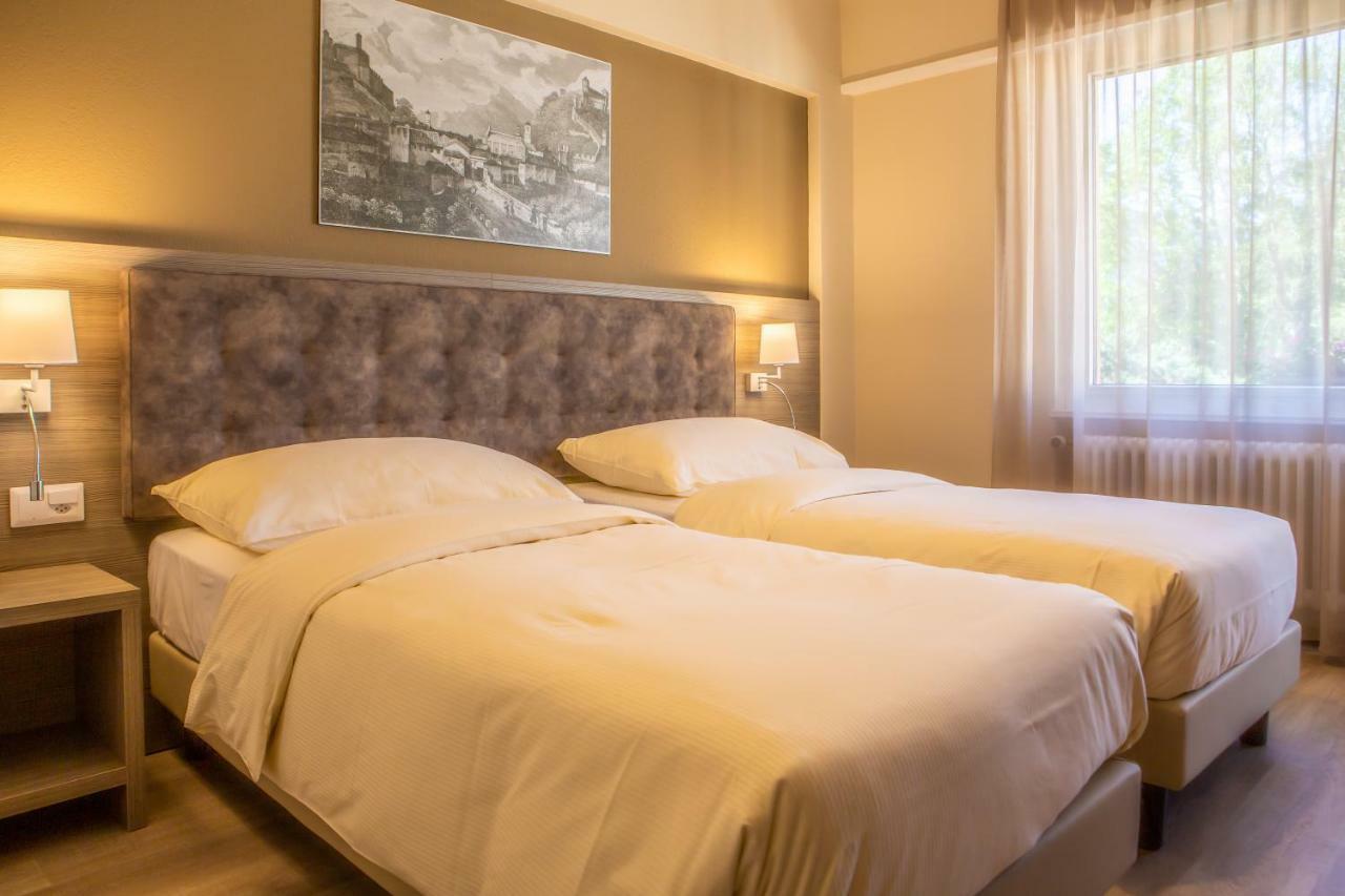Hotel Unione เบลลินโซนา ภายนอก รูปภาพ